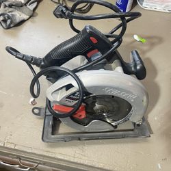 Left Handed Circular Saw. 12 Amp.  