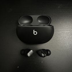 Beats Studio Buds