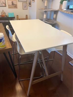 IKEA High Table+4bar Stools