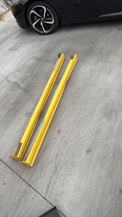 Integra side skirts