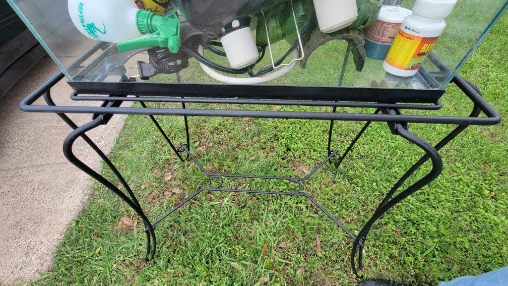 10 Gallon Tank, Stand And Decor