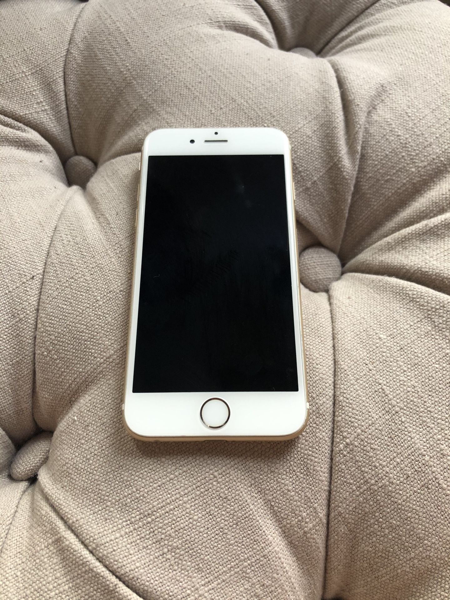 iPhone 6S. Gold, 16GB, unlocked.