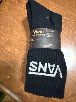 Teen / men’s 3 pk black crew socks nwt 6.5-9