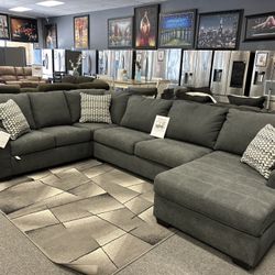 3 Pcs Sectional w/ Chaise Lounge 