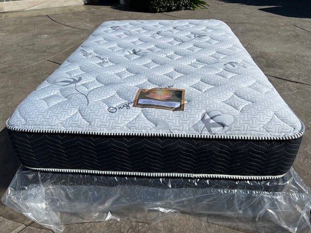 Queen Orthopedic Supreme Ultra Plush Mattress!!