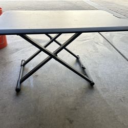 Adjustable Stand Up Desk