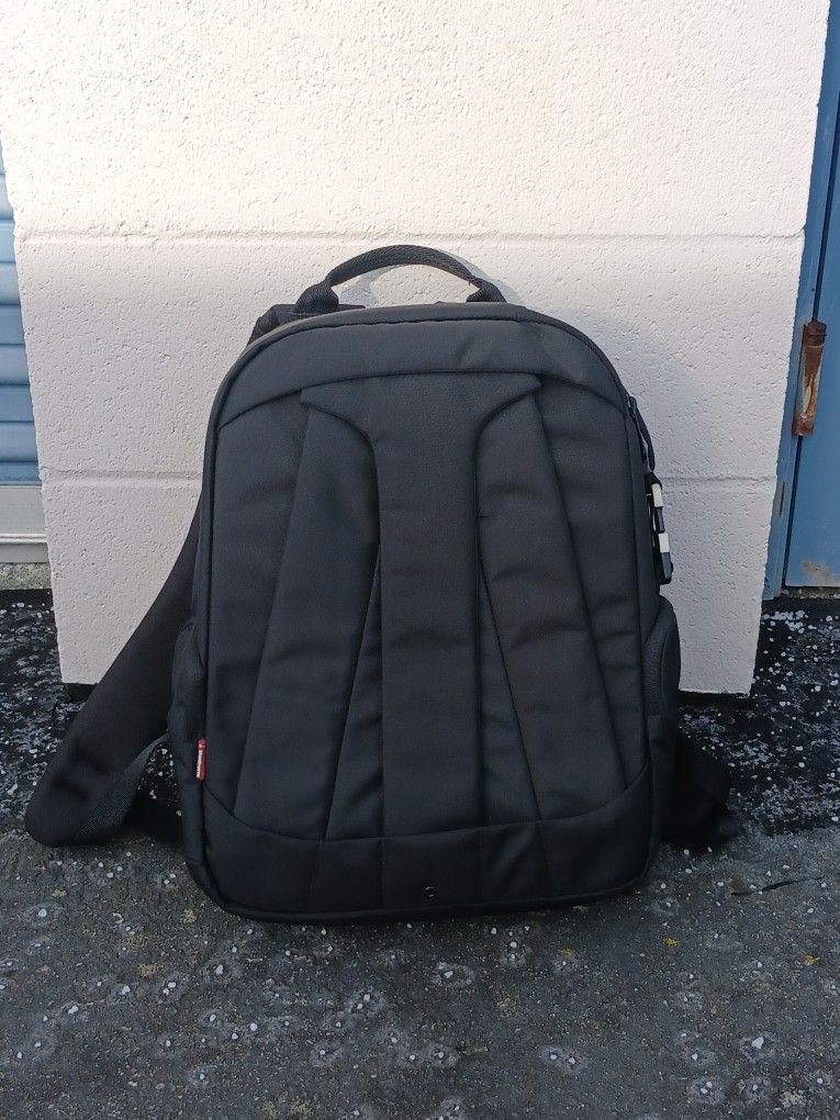 Manfrotto Veloce V camera backpack