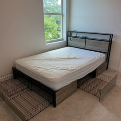Twin Bed and mattress with storage !
