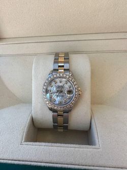 Rolex Datejust 26mm MOP Diamond dial bezel yellow gold and stainless steel oyster bracelet