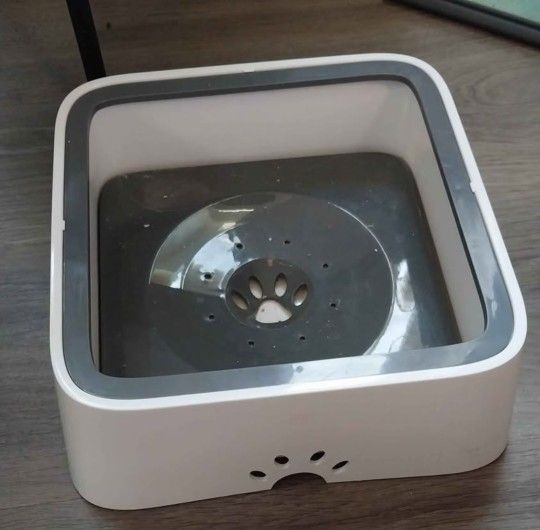 No Drip Dog Water Bowl