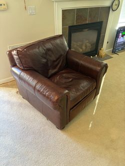 Restoration Hardware Mint Leather club chair/recliner