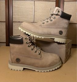 LIKE-NEW Timberland 6" Premium Waterproof Boots Taupe Nubuck  Worn Only TWICE