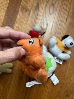 Super cute mini plush toy figurine pendant 🐶 Macaroon color Organize your room and clear out the clutter! This set of super adorable hand-sized mini