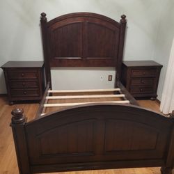 Full Size (double sized) Bed
