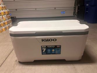 Igloo MaxCold XL 150 Quart Cooler