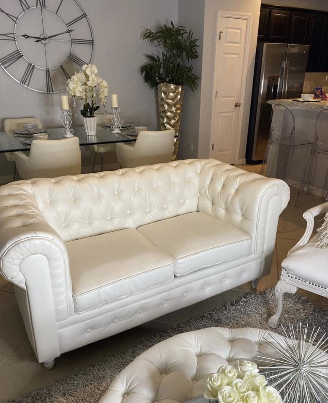 Stunning White Chesterfield Love Seat And Ottoman