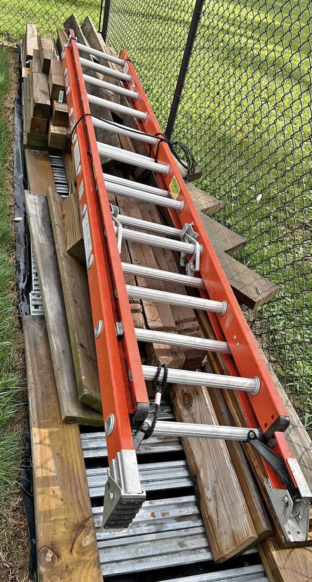 Werner Extension ladder 
