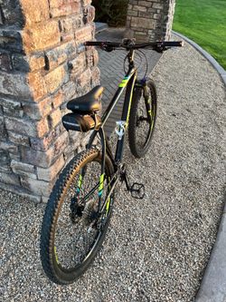Trek MB