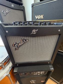 Fender Mustang Amp # CGPI1(contact info removed)