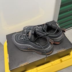 Nike Air Max 97 Off Noir Orange Size 5Y 