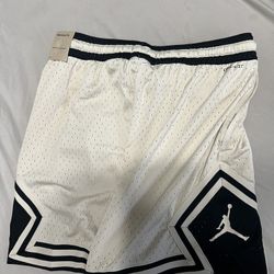 Jordan Diamond Shorts - BRAND NEW - Size L