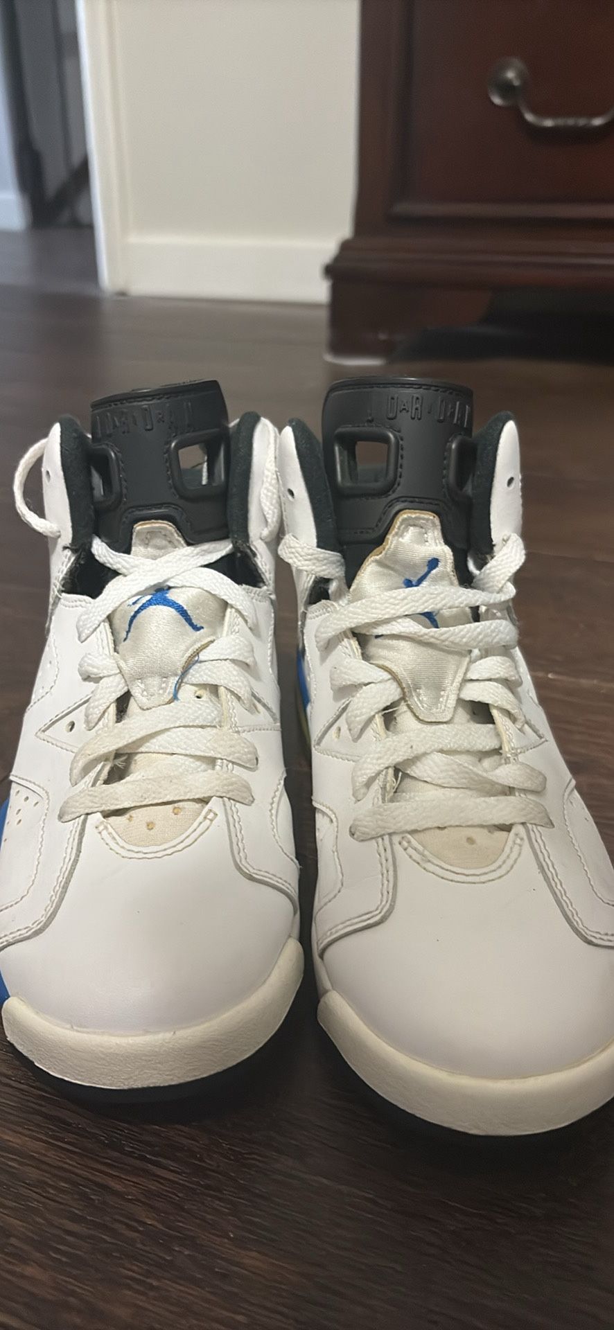 Jordan 6 Retro “Sport Blue” – Youth Size 5.5Y