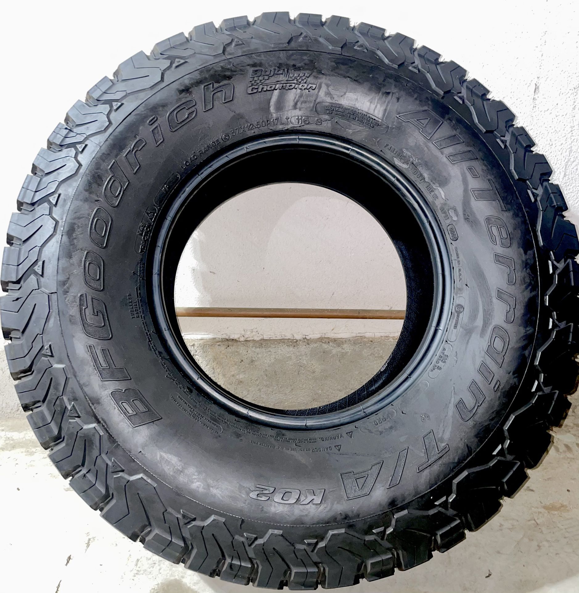 37”  BFG Goodrich All Terrain K02