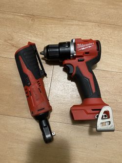 Milwaukee Tools  Only Used Drill Like New Ratchet Sold