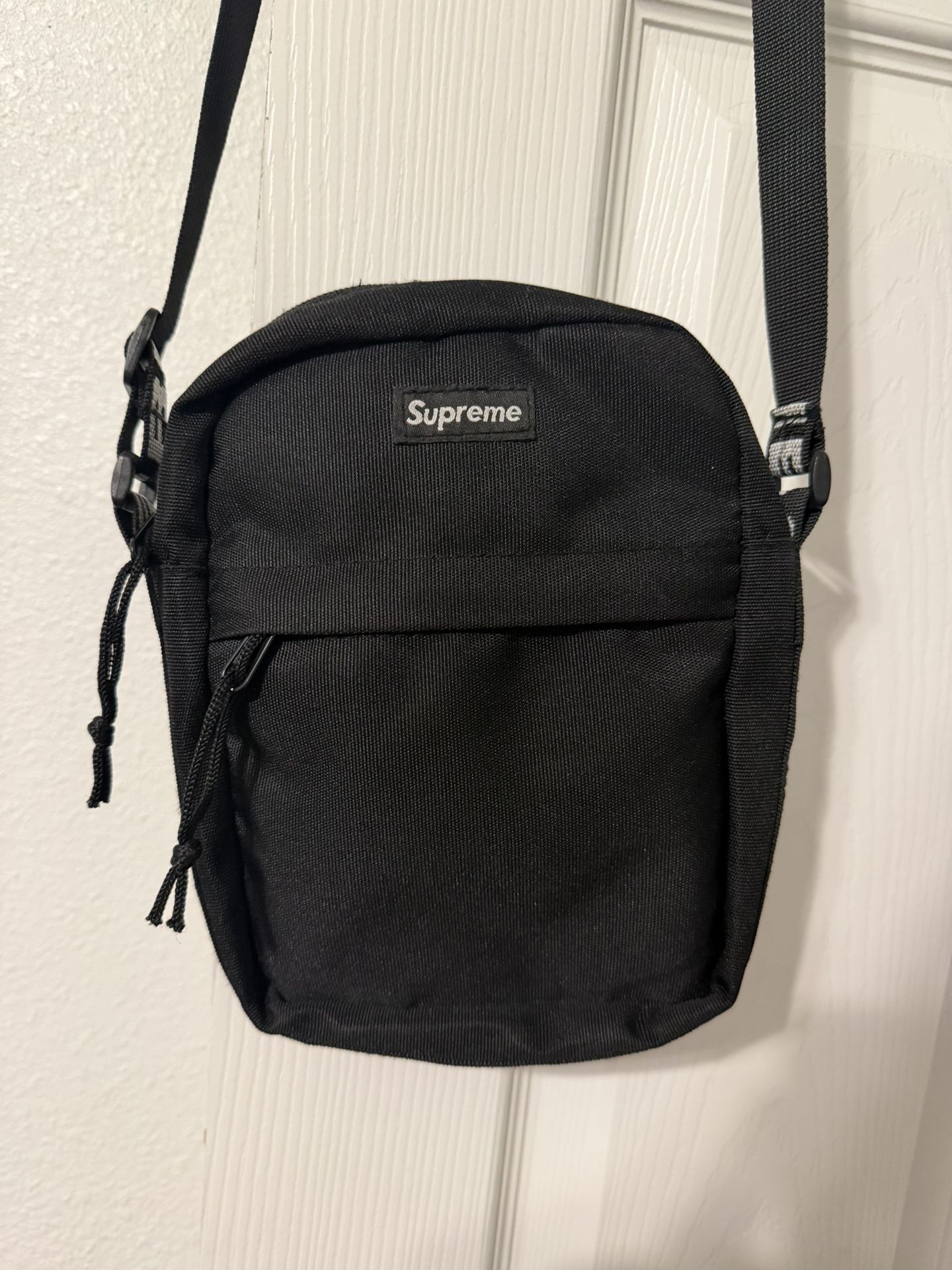 Supreme Shoulder Bag