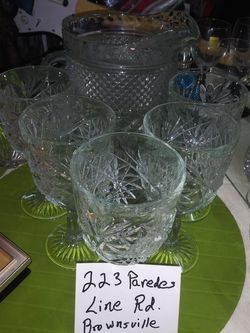 PITCHER WITH 5 GOBLETS
