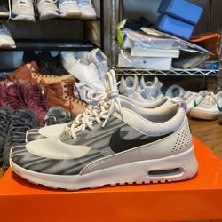 Women’s Air Max Thea