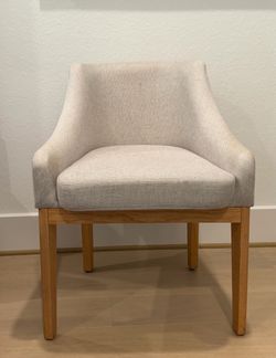 Artex Dining Chairs – Set of 8 or Can Split 6 & 2