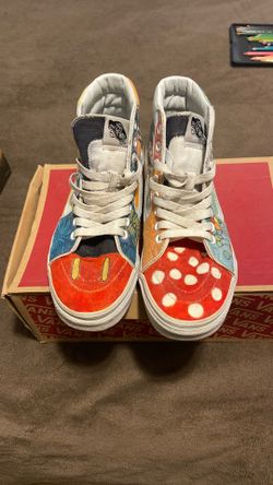 Custom Walt Disney S8 hi Vans