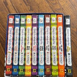 Diary Of A Wimpy Kid Set 1-10 MUST GO!!!
