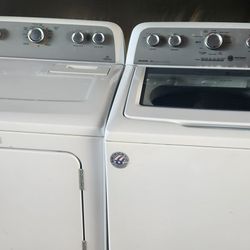 Maytag Bravos, Washer And Dryer Set 