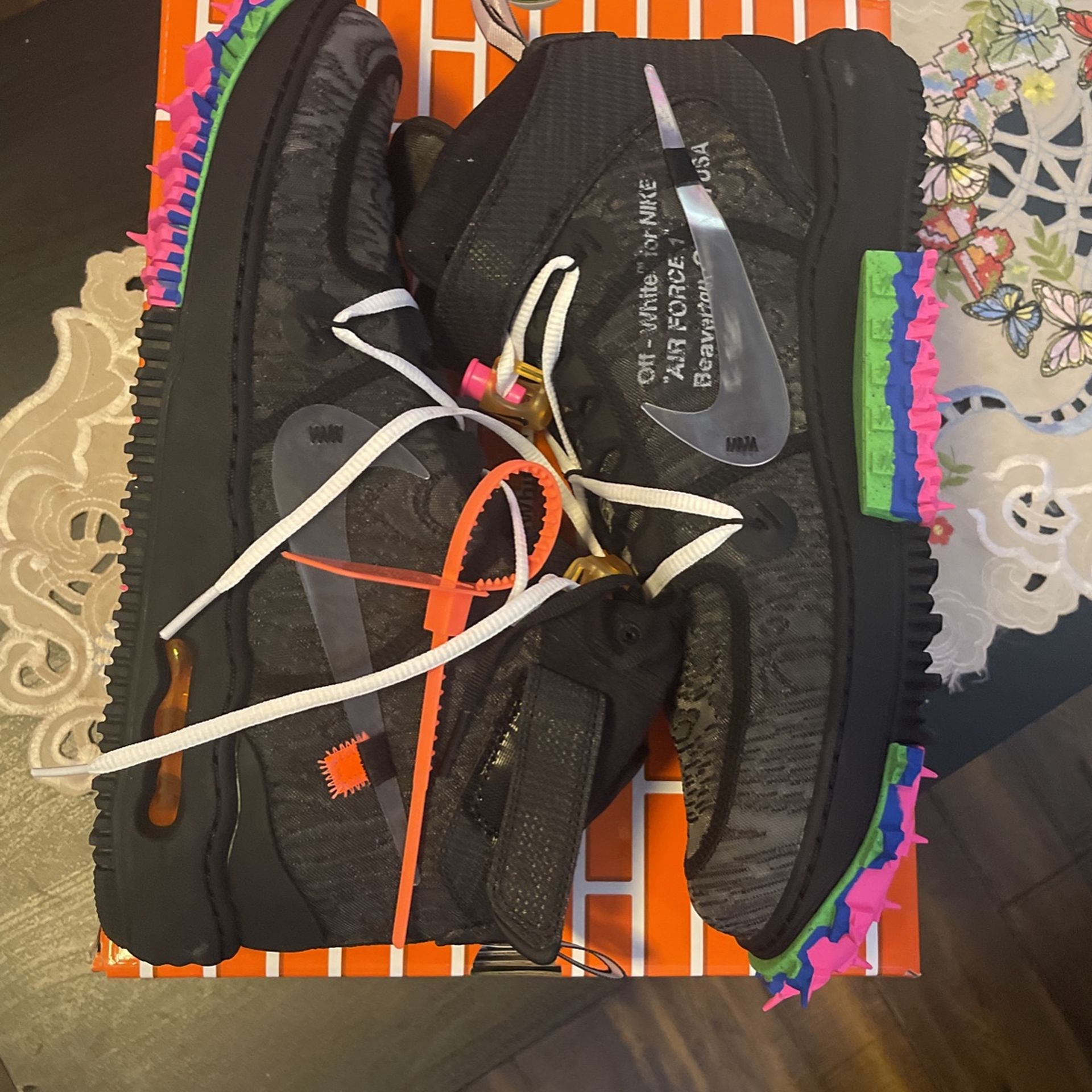 Off White Air Force 1 Mid