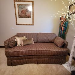 Beautiful Love Seat From Selden’s 