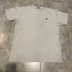COMME DES GARCONS CDG PLAY RED HEART EYE LOGO WHITE T-SHIRT SIZE Small