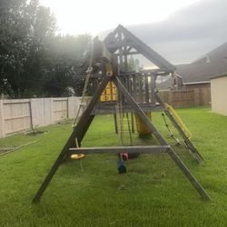 outdoor playground set