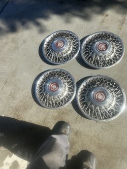 4 Cadillac Hub Caps