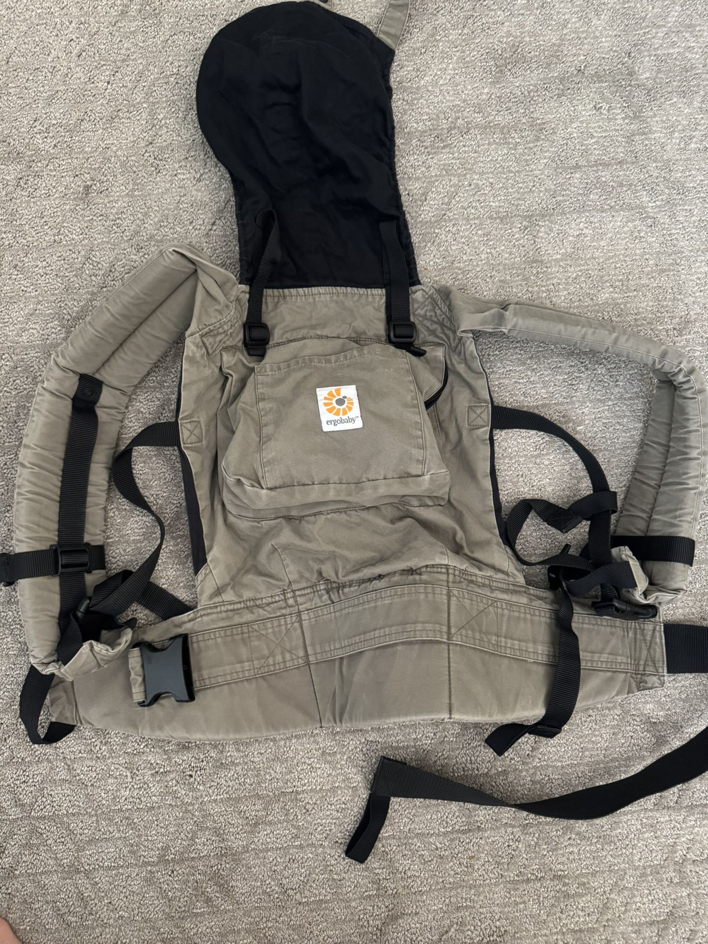 Ergobaby Carrier
