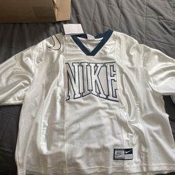 Nike Women’s Jersey 