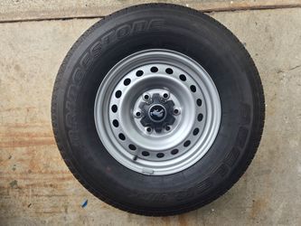 Bridgestone Dueler H/T 255/70R16 rims and tires