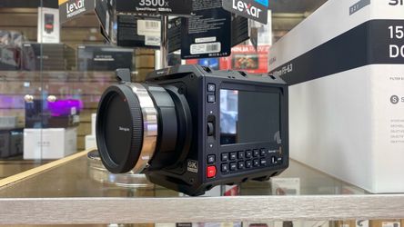Blackmagic Pyxis 6K PL.  new