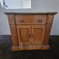  Vintage expannable bar table.