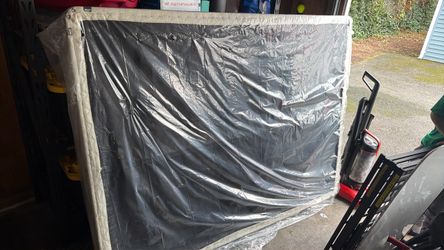 Queen size box spring