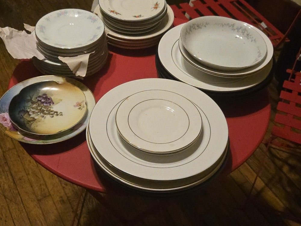 Dishes Kitchen Items