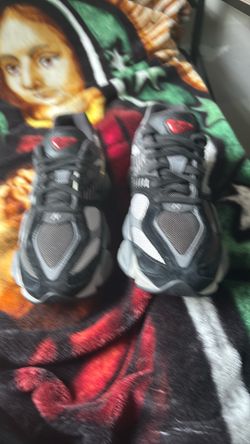 New Balance 9060 Black Grey Sneakers  9.5