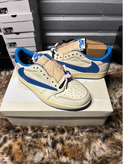 JORDAN 1 TRAVIS SCOTT FRAGMENTS SIZE 6-11