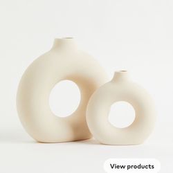 $5 Vases
